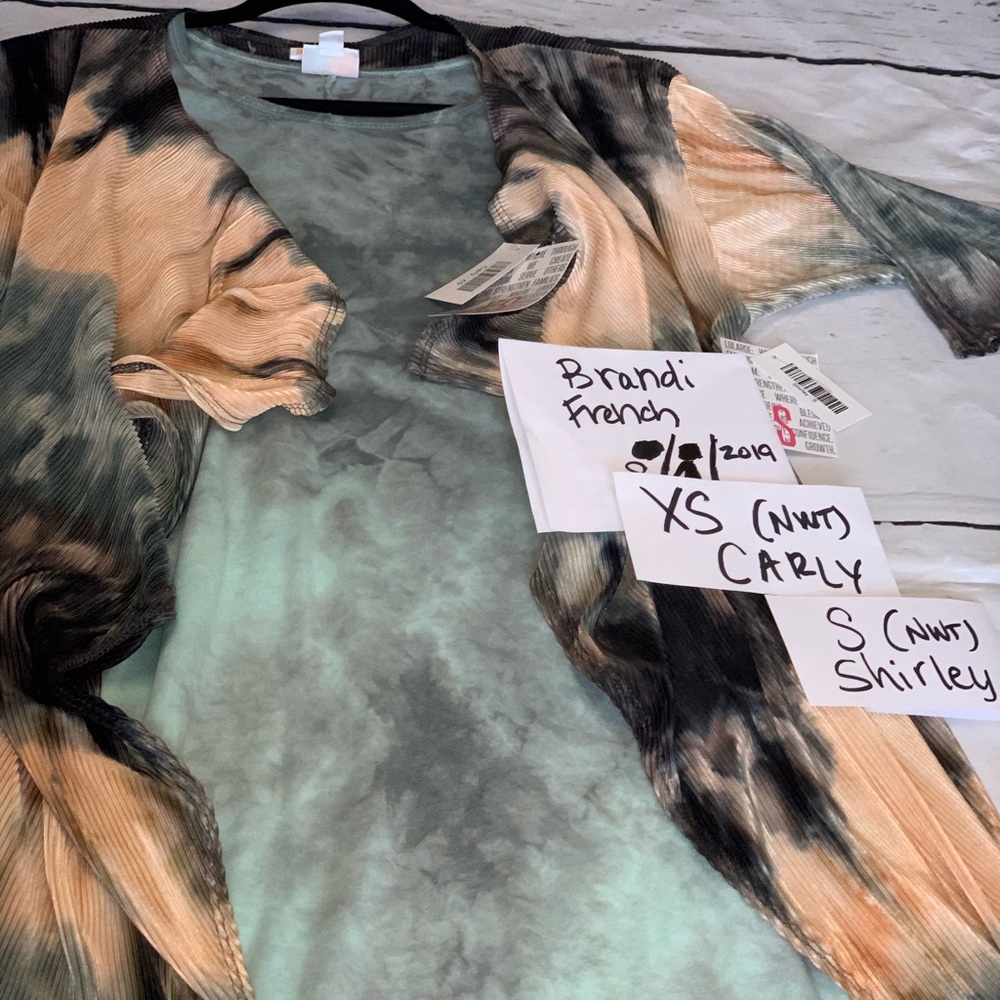 Unicorns - XS vintage tie dye Carly / S Shirley